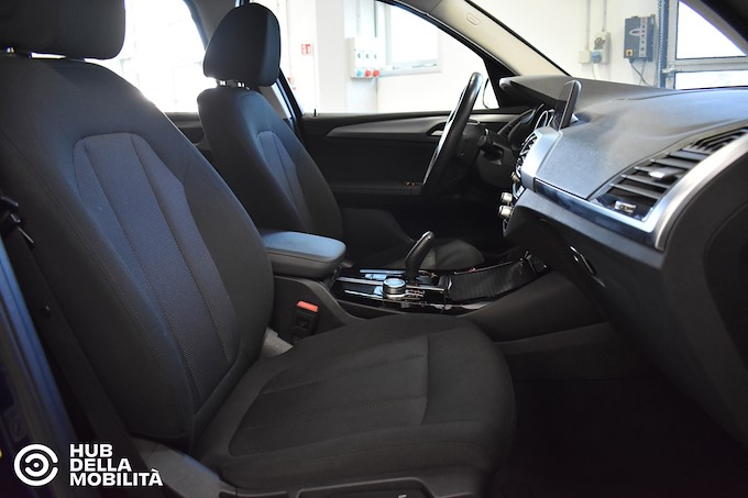 BMW X3 xDrive20d 48V Business Advantage